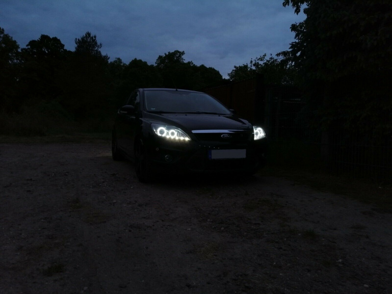 CCFL Angel Eyes Scheinwerfer für Ford Focus MK2 Facelift 08-10 schwarz